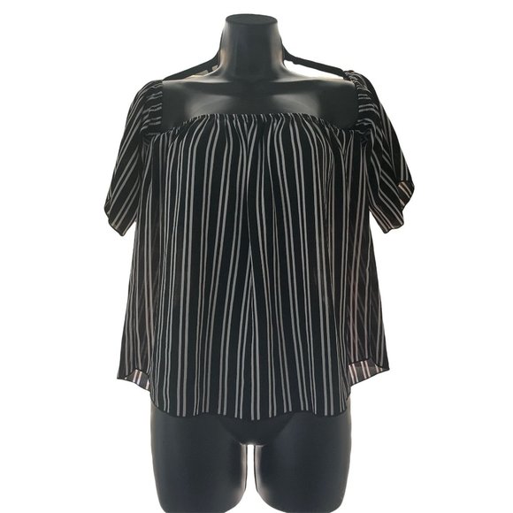 Free Kisses Tops - Free kisses medium black and white striped off shoulder